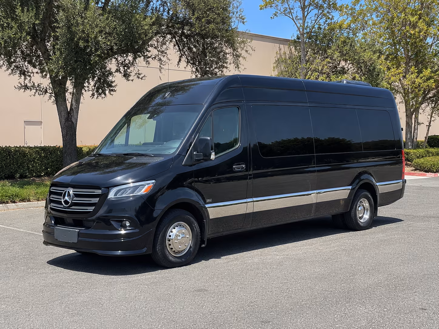 book group transportation for your next corporate event 3