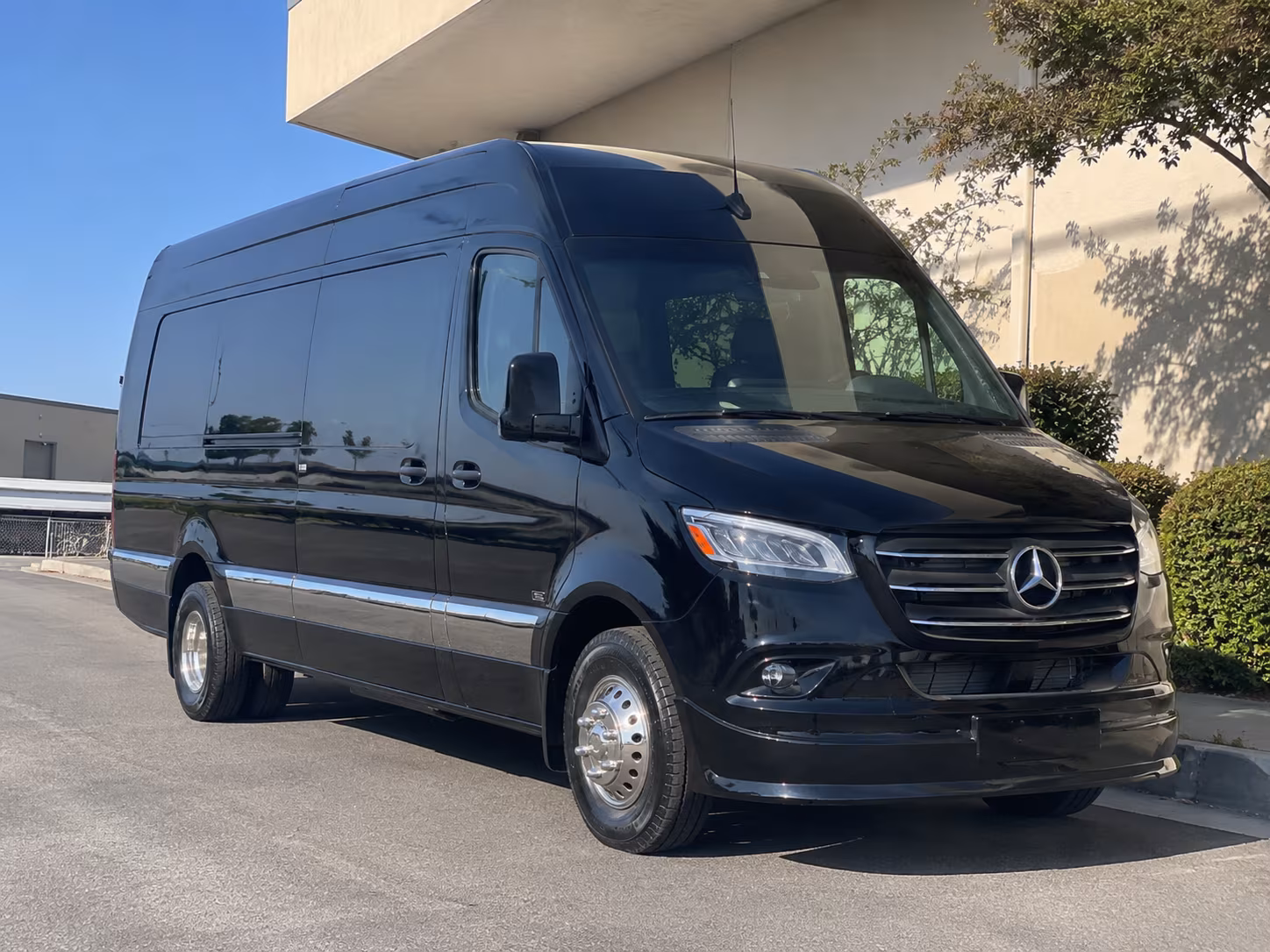 bus rental options for antioch trips
