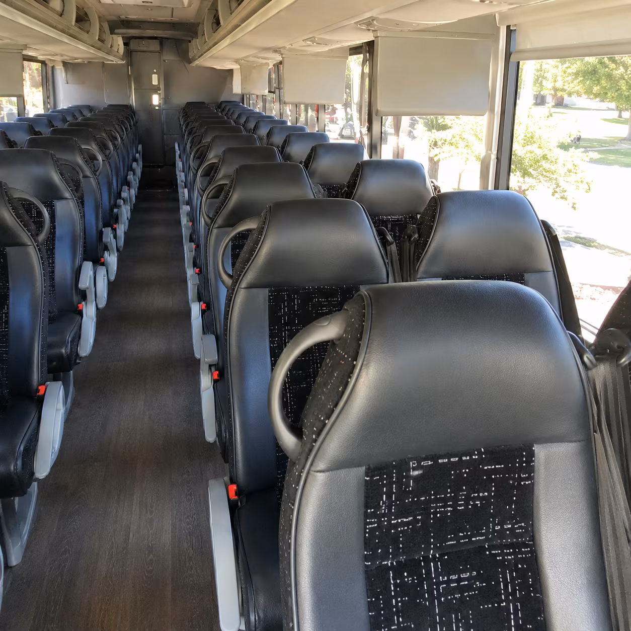 charter buses for corporate events and offsite meetings near antioch